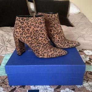 New in box Stuart Weitzman suede leopard booties